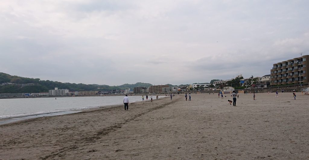 逗子海岸（2020年5月5日）東浜から砂浜の様子