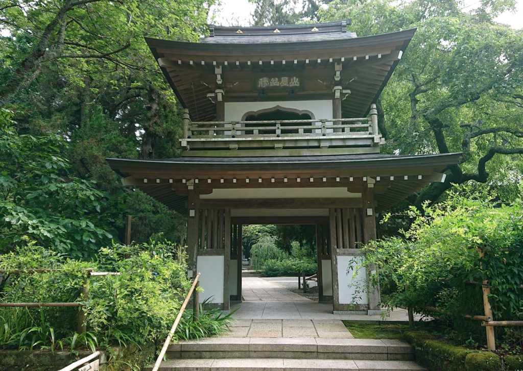 浄智寺　山門（鎌倉）/ Gate of Jochiji (Kamakura)