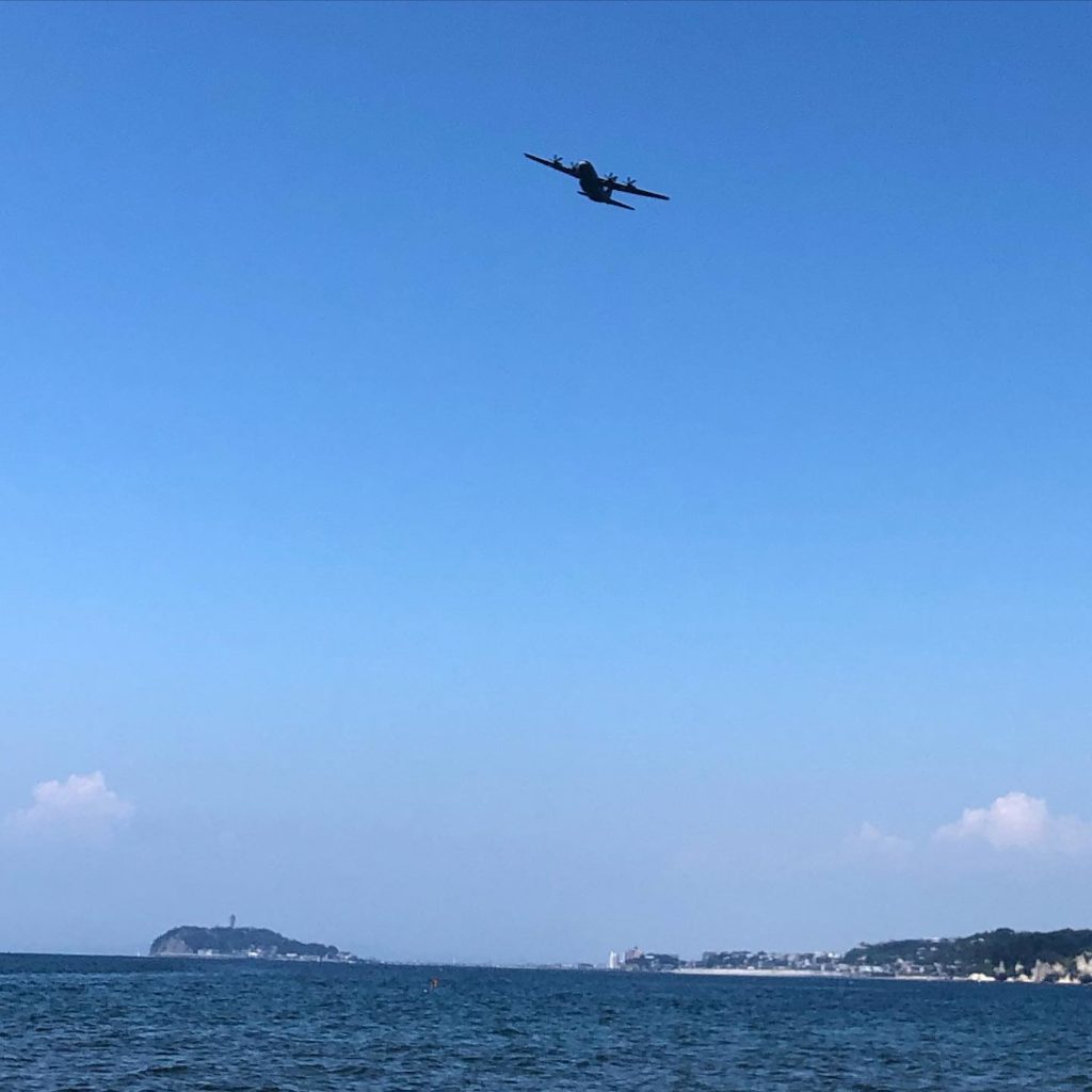 江ノ島方面から米軍機 / US NAVY's airplain（2020 Aug 21st)）