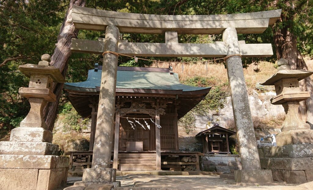 十二所神社 2 / Juniso Shrine