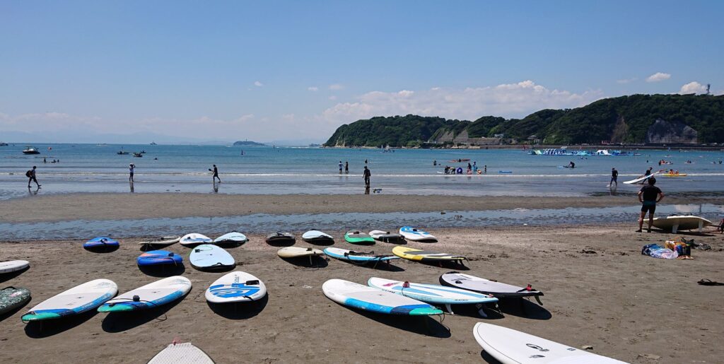 逗子海岸　東浜から江ノ島望む / Enoshima from Zushi Beach(2021 July 25th)