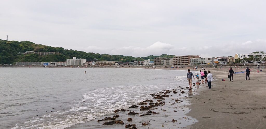 逗子海岸) /  Zushi Beach (2022 May 14)