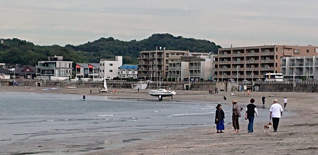 逗子海岸/ Zushi Beach (2022 Oct 8)