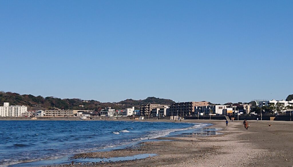 逗子海岸/  Zushi Beach (2022 Dec 16)