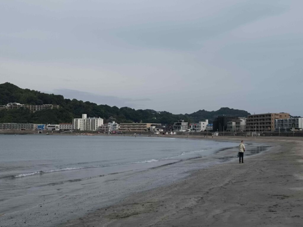 逗子海岸/  Zushi beach (2024 Sep 28)