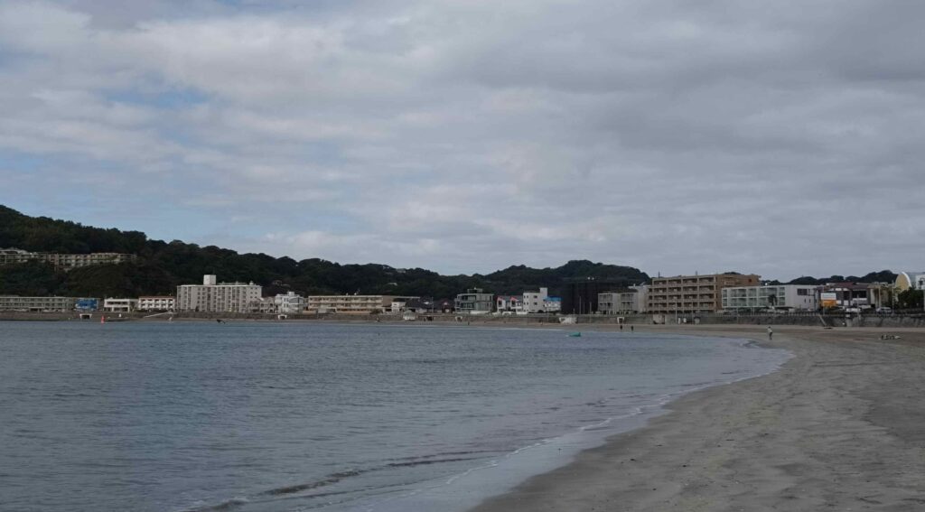 逗子海岸/  Zushi beach (2024 Oct 21)