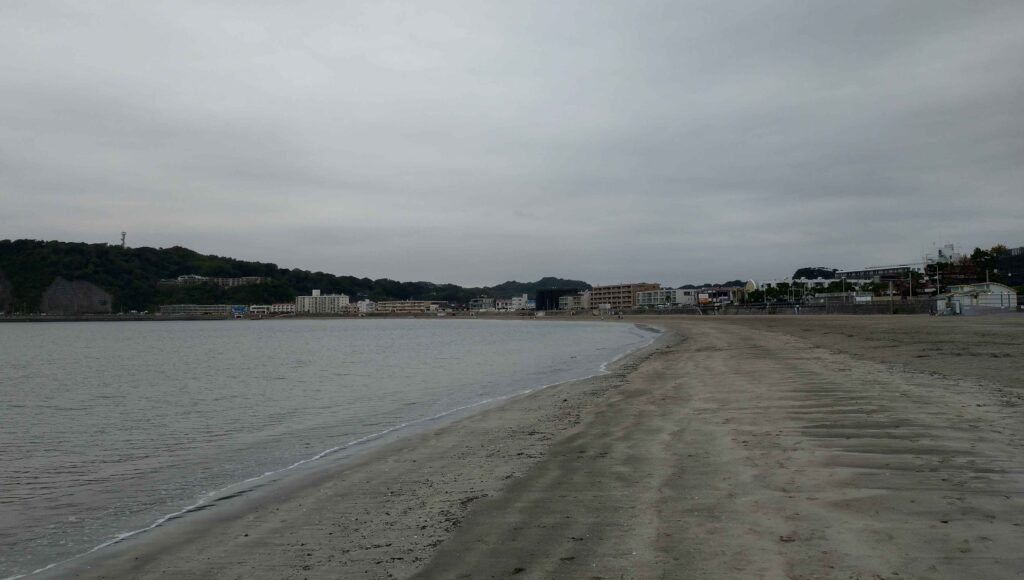 逗子海岸/  Zushi beach (2024 Oct 25)