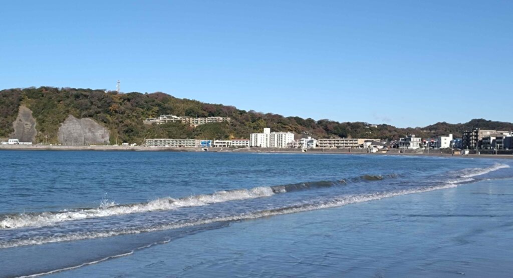 逗子海岸/  Zushi beach (2025 Dec 4)